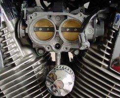 VTX 1800 throttle body