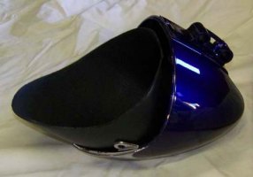 Headlight vibration dampener