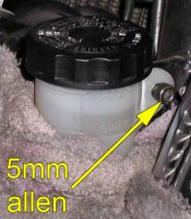 Rear brake reservoir without cover