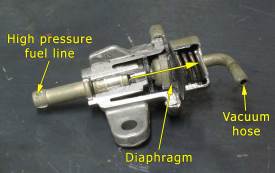 Fuel pressure regulator cutaway