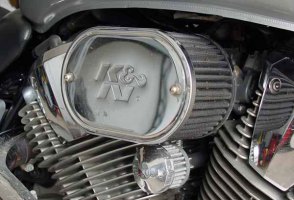 Duc's DIY intake and crankcase breather