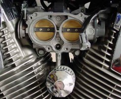 VTX 1800 throttle body