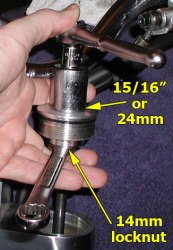 Removing/installing the left fork cap